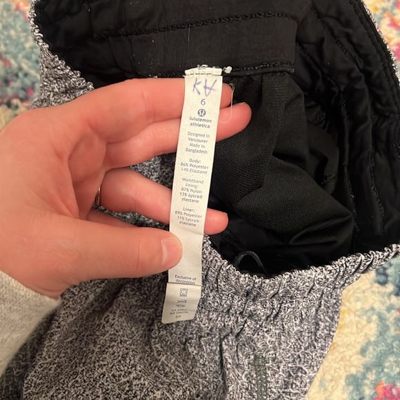 Lululemon Track That Shorts - Picture 3 of 3